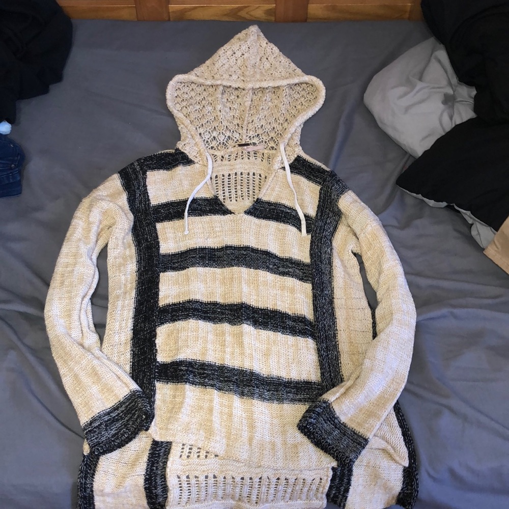 Good Condition knit-sweater